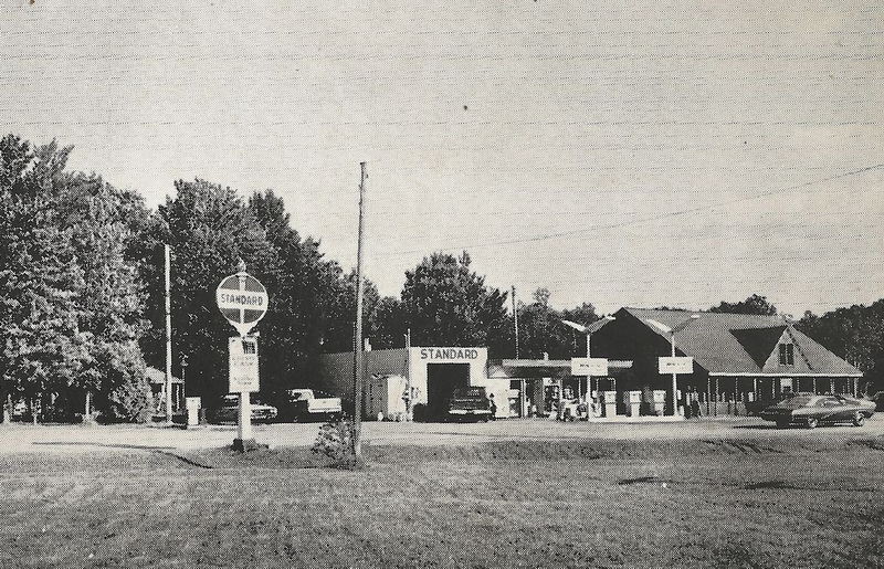 Garlets Corner Restaurant and Motel - Garlets Corner Service Station
